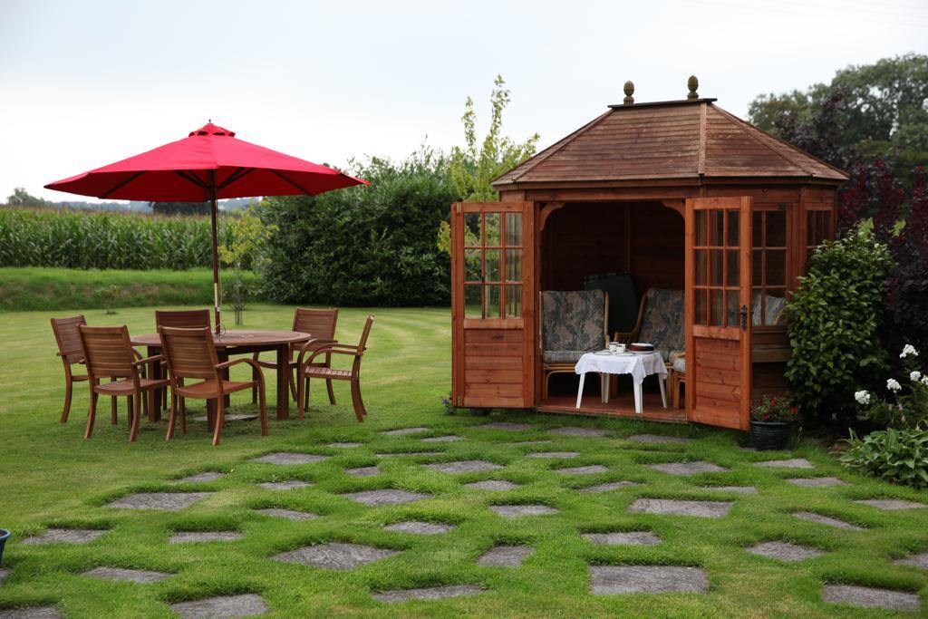 Weir Mill Farm Bed & Breakfast Cullompton Eksteriør bilde